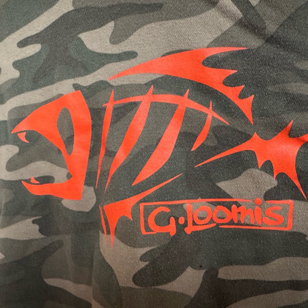 G.Loomis green camo sweater